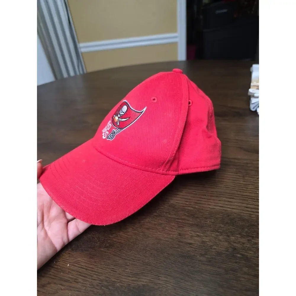 Tampa Bay Buccaneers Hat Cap Strap Back NFL Team One Size Adjustable‎